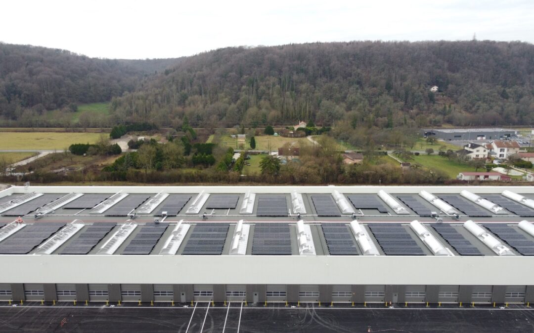 607 kWc sur les toits de Daimler Buses : installation photovoltaïque d&rsquo;envergure à Ligny-en-Barrois
